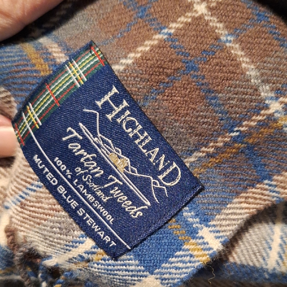 Tartan Tweeds of Scotland 100% lambswool Brown and Blue Plaid Wool Scarf